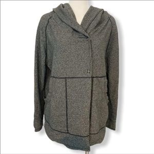 Lululemon Jacket with hood. L/XL